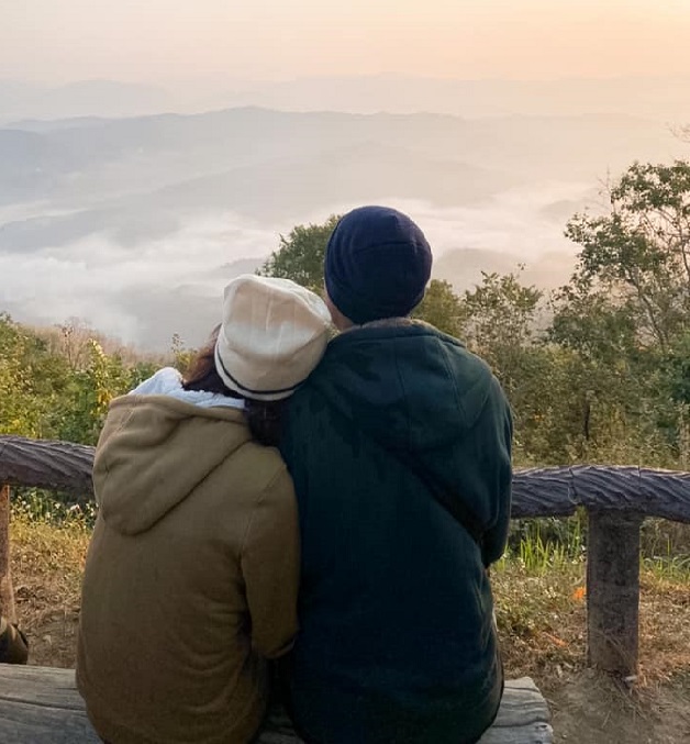 Kem làm hồng vùng kín - Anh và tôi cùng du lịch, hạnh phúc 